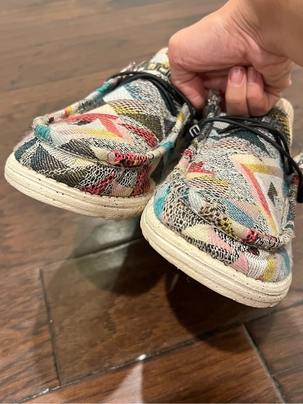 Hey Dude Wally Woven Peacock Shoes - Picture 3 of 10